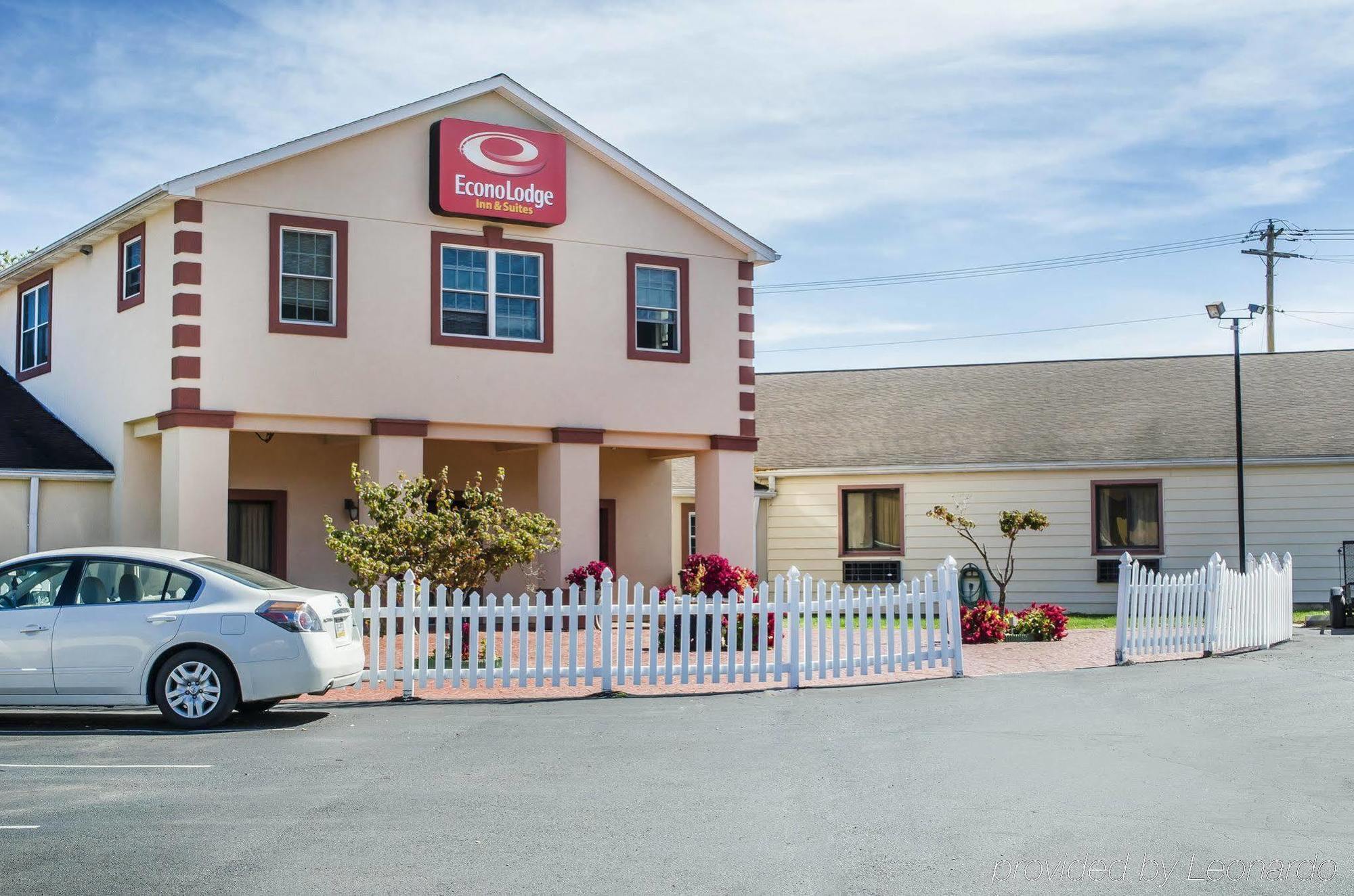 Econo Lodge Inn & Suites Denver Kültér fotó