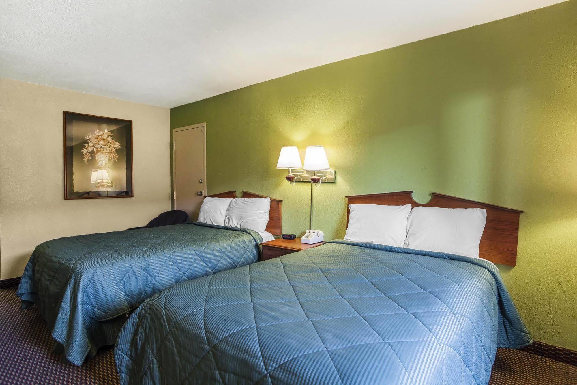 Econo Lodge Inn & Suites Denver Kültér fotó